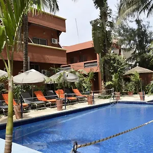 Hotel Fana ***